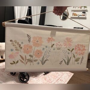 Flower hanging canvas